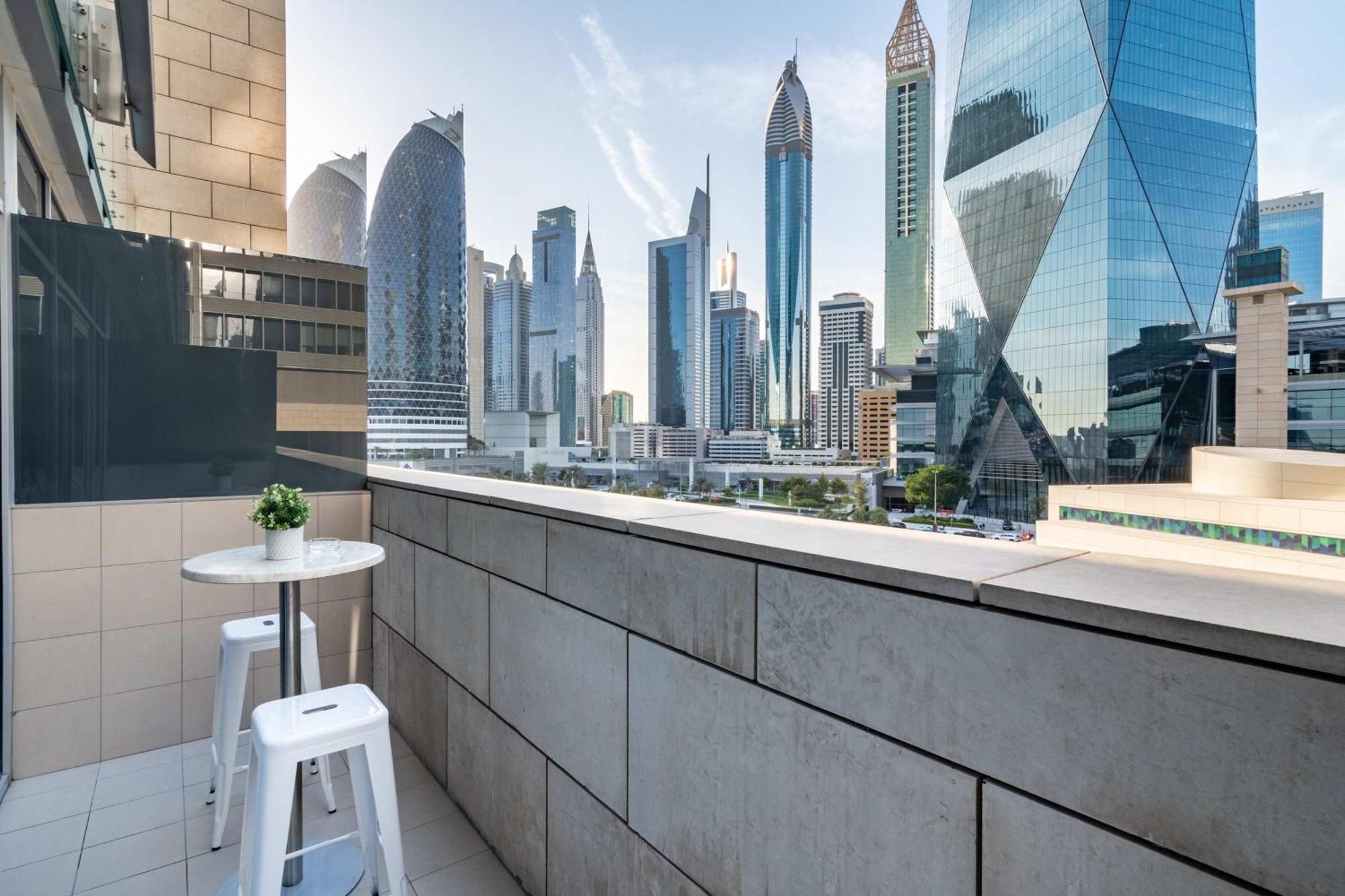 Silkhaus Financial Center In Burj Daman